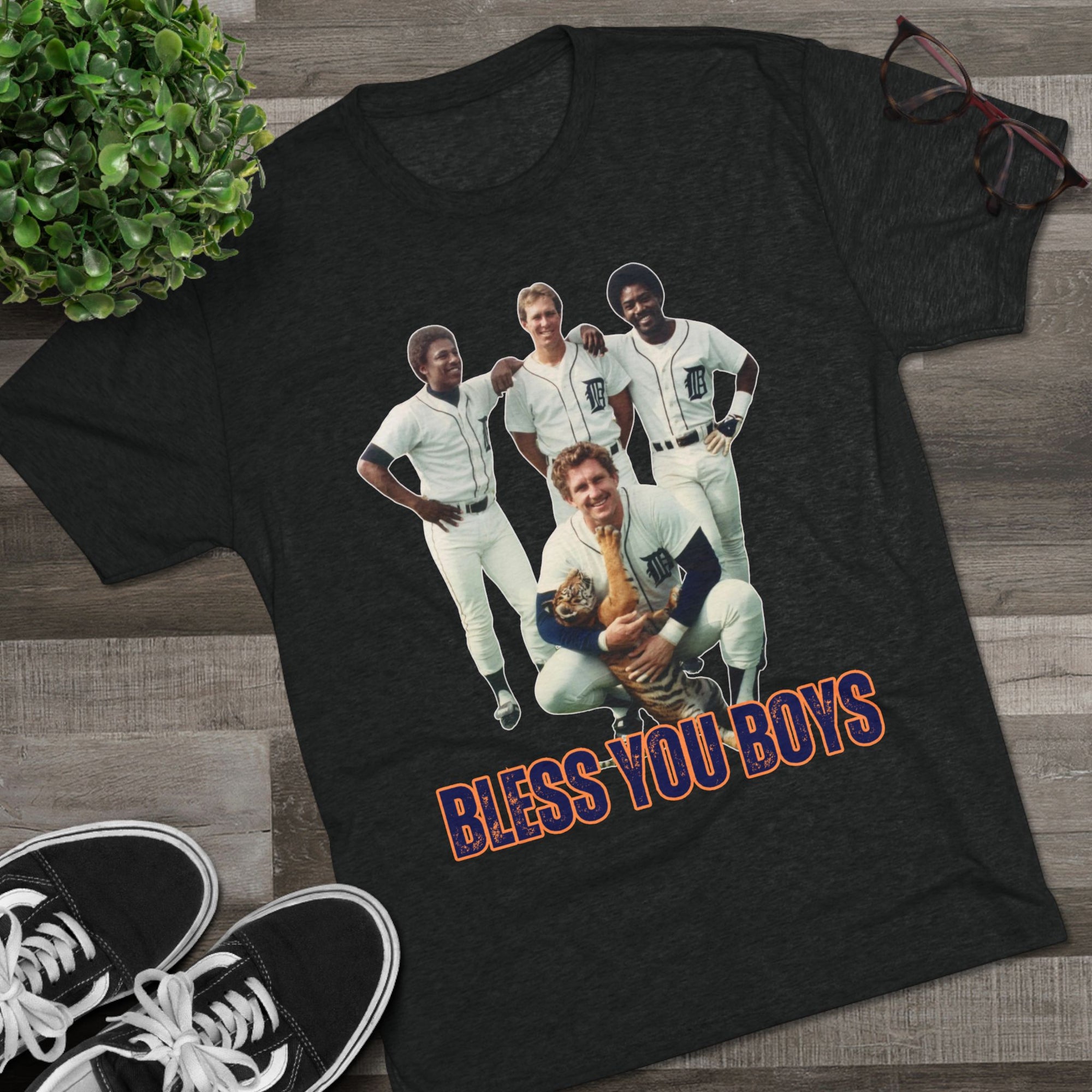 Vintage 1984 Detroit Tigers Baseball Tee, Alan Trammell, Lou Whitaker, Chet Lemon, Real Tiger, Bless you Boys, Retro Sports Shirt